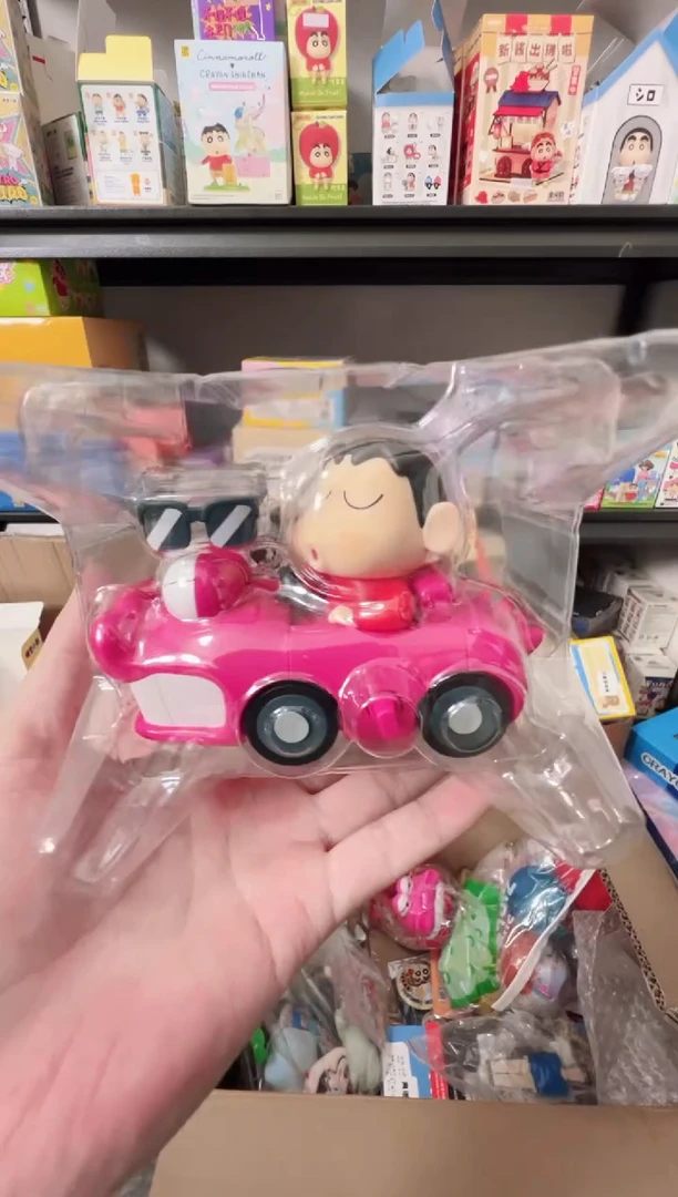 搪胶正版蜡笔小新动感超活力鳄鱼车