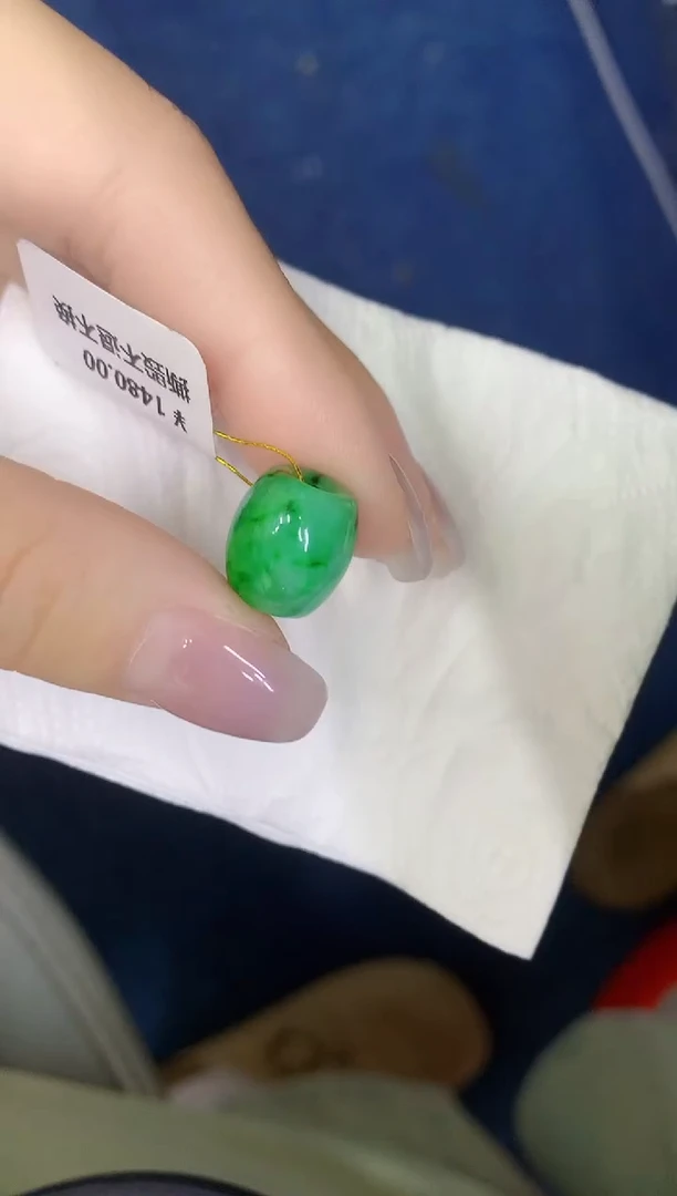 颈饰未镶嵌翡翠缅甸天然翡翠A货