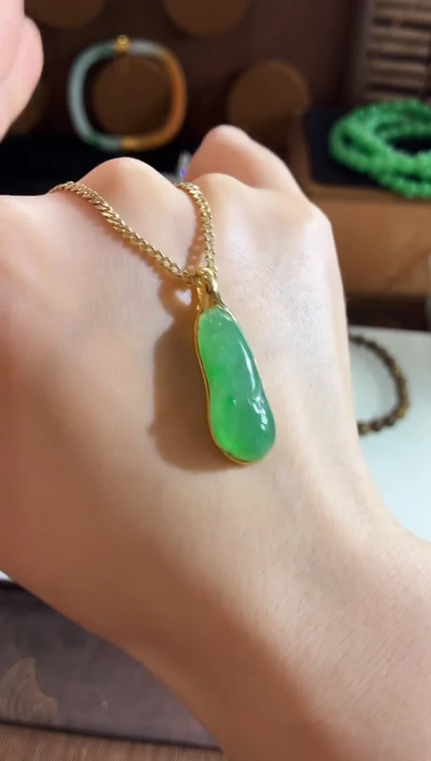 吊坠(不含链)18K金镶嵌翡翠吊坠