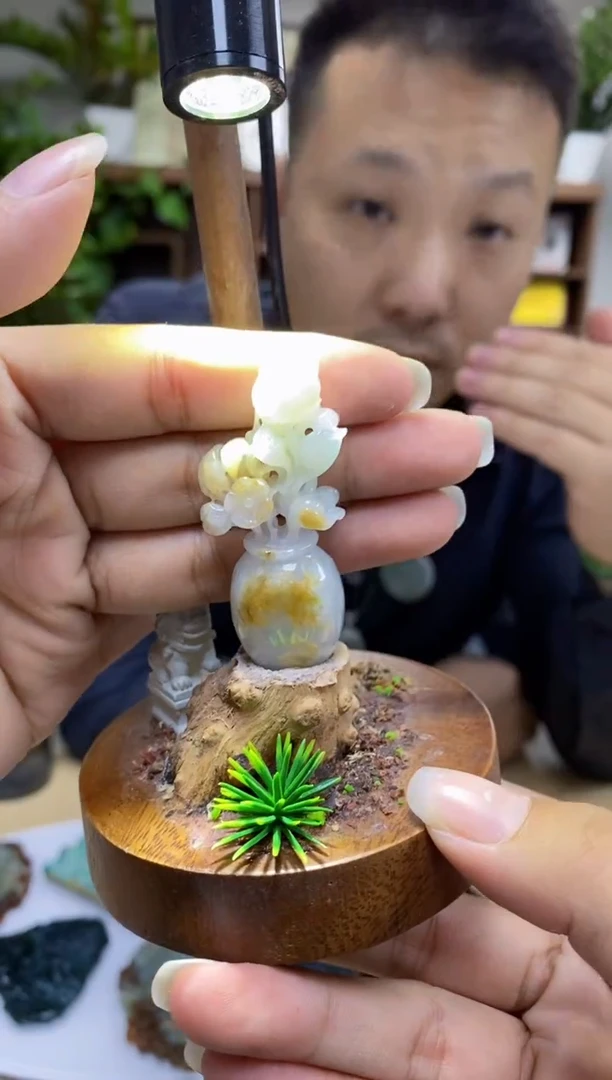 未镶嵌定制翡翠摆件