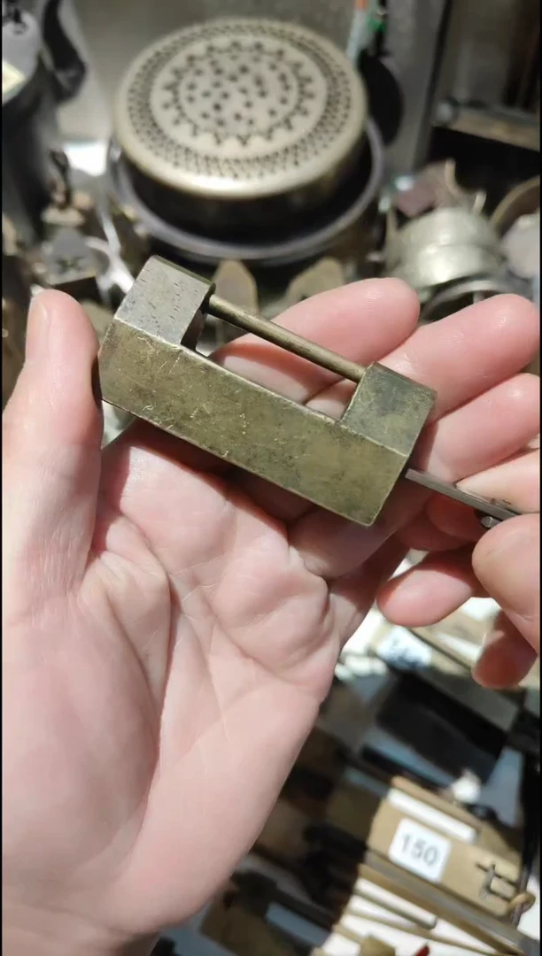 金属古典摆件家居摆件一个
