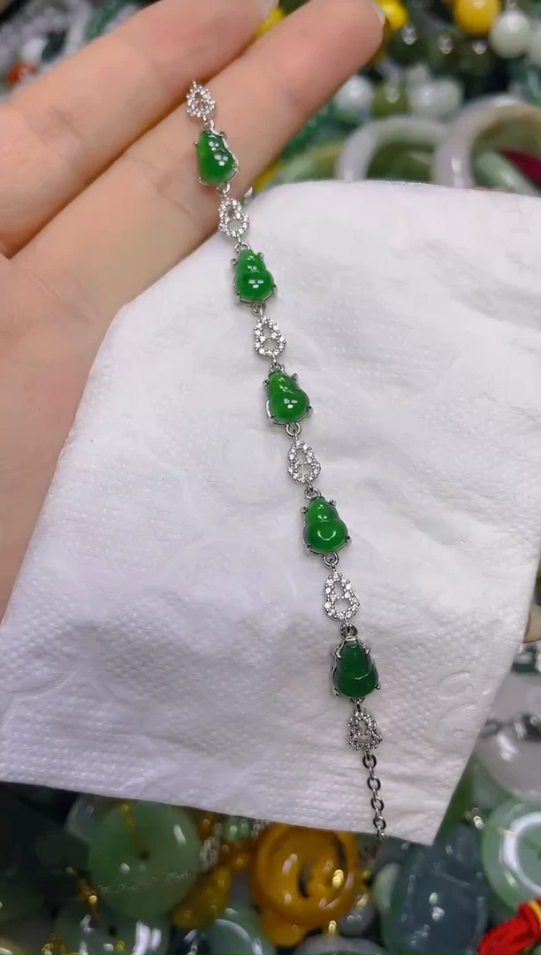 颈饰未镶嵌翡翠/X/翡翠A货，一件也是批发价