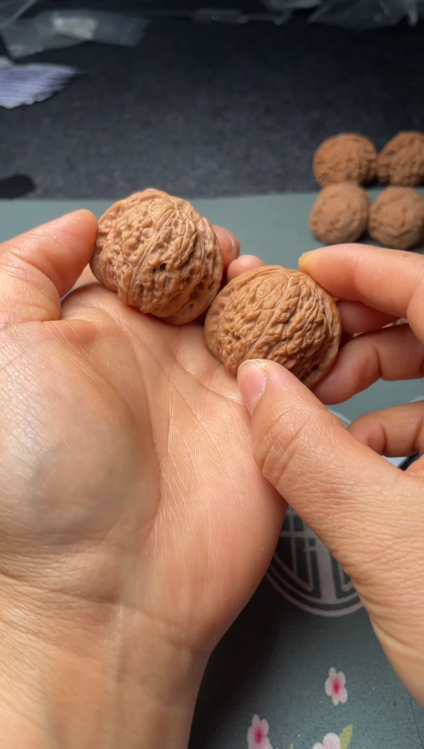 把件文玩核桃w270  绣球3 9尺