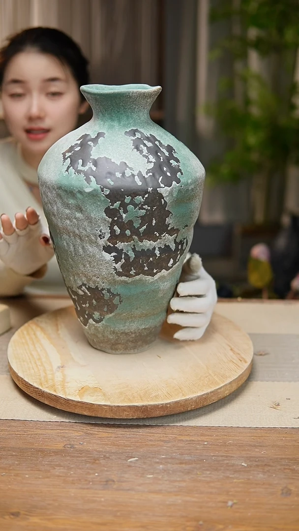 【闪购商品】陶瓷 花器诧寂复古绿高脚