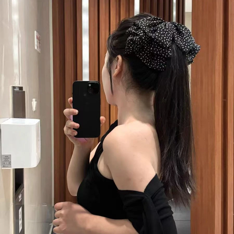 漫寇   F    复古温柔波点蝴蝶结马尾抓夹