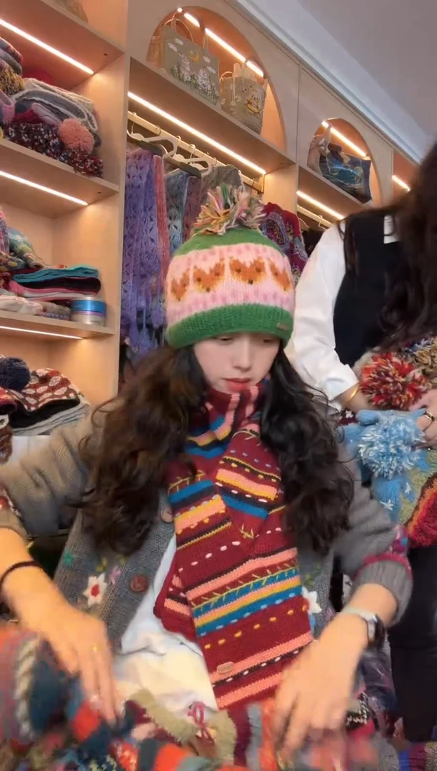 绵羊毛百羊毛粉绿狐狸单球帽