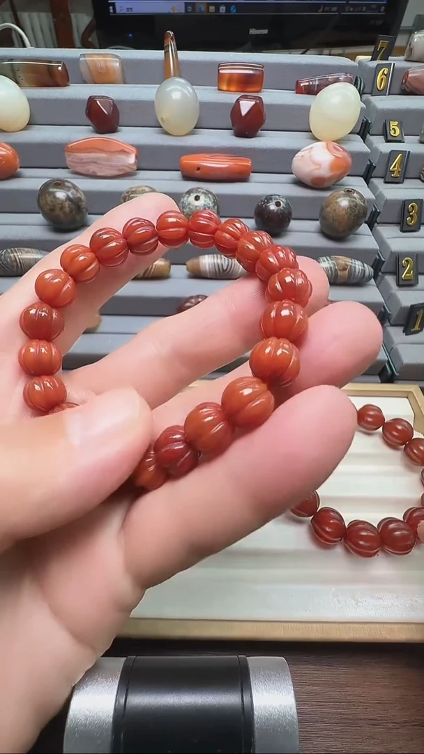 未镶嵌颈饰玛瑙/玉髓玛瑙10