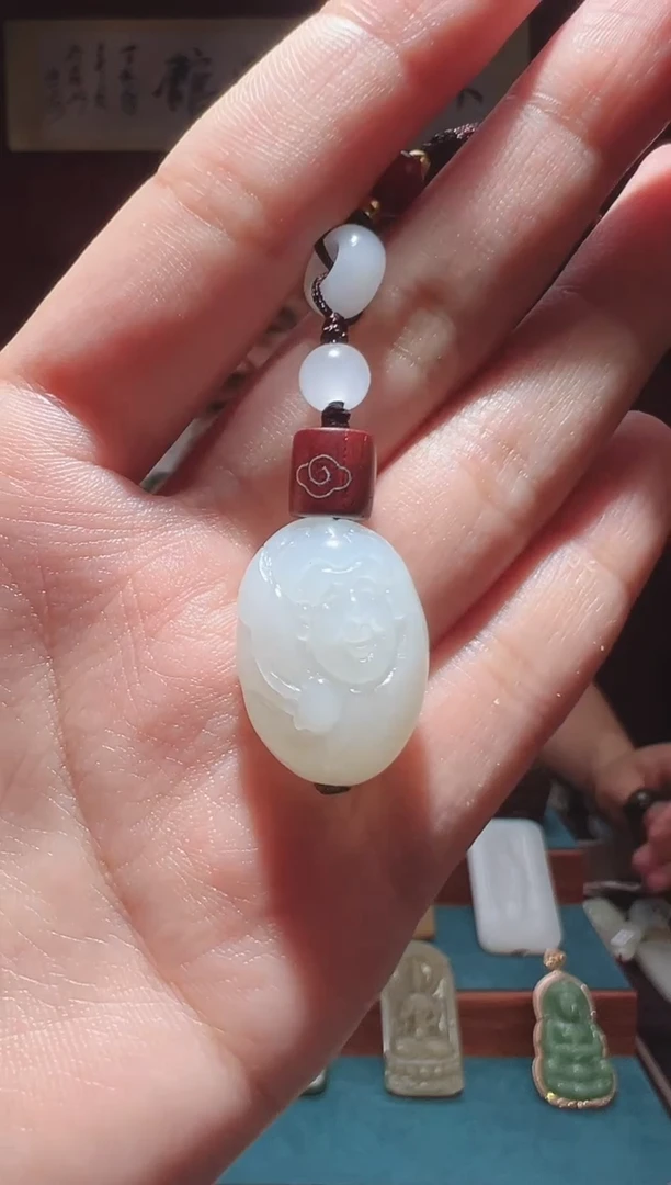 和田玉未镶嵌吊坠(不含链)1