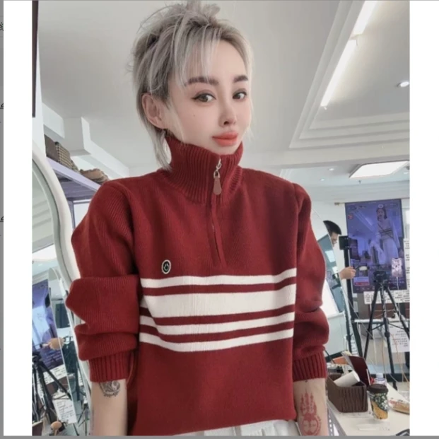 潮流款红色笑脸毛衣