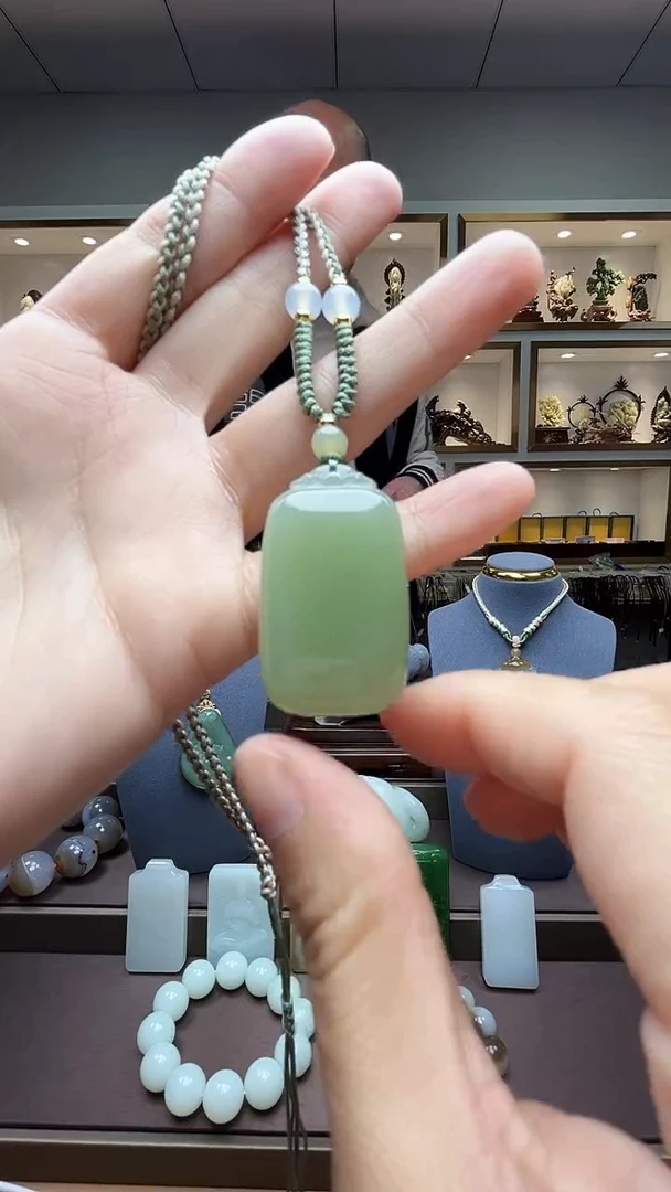 【闪购商品】和田玉挂件未镶嵌苏