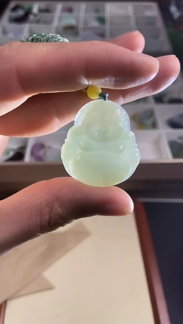 翡翠未镶嵌颈饰吊坠