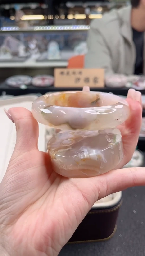 未镶嵌手镯石英质玉62圈口（赠品镯心）697271