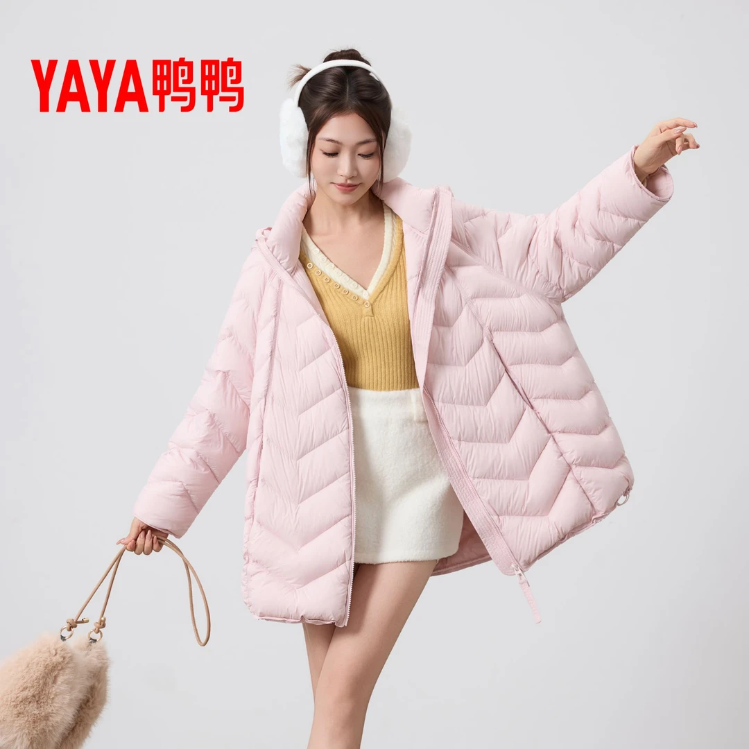 YAYA/鸭鸭轻柔云朵连帽时尚简约廓形宽松羽绒服3035