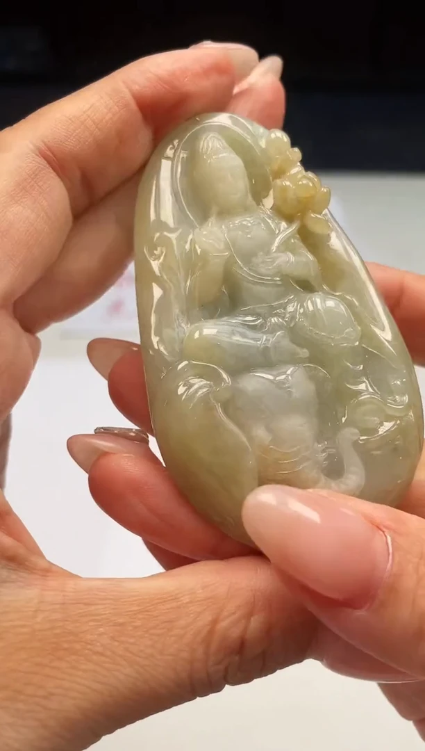 翡翠未镶嵌吊坠(不含链)153