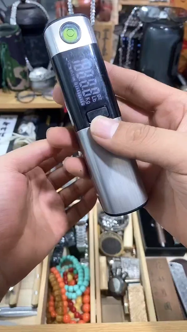 瓷片闪购商品  如图所示