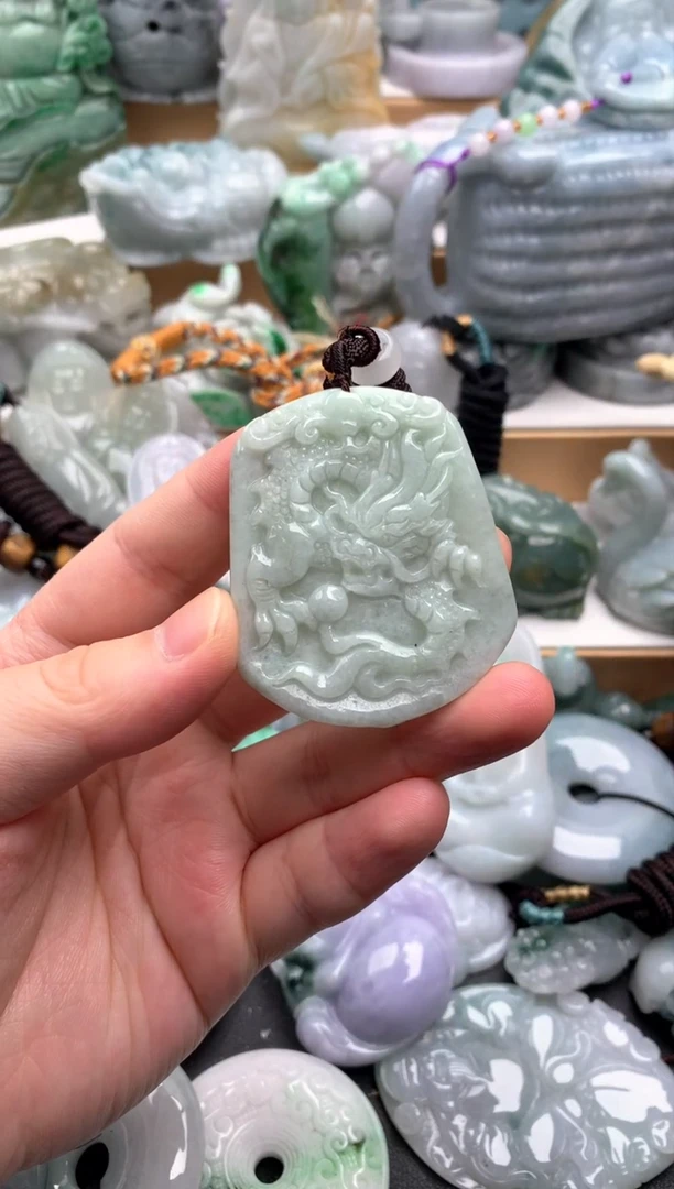 吊坠(不含链)未镶嵌翡翠1