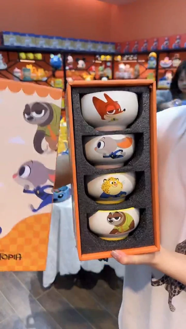 瓷片@@疯狂动物城4.5寸四碗礼盒装