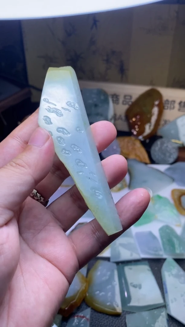 未镶嵌定制翡翠天然缅甸翡翠A货包