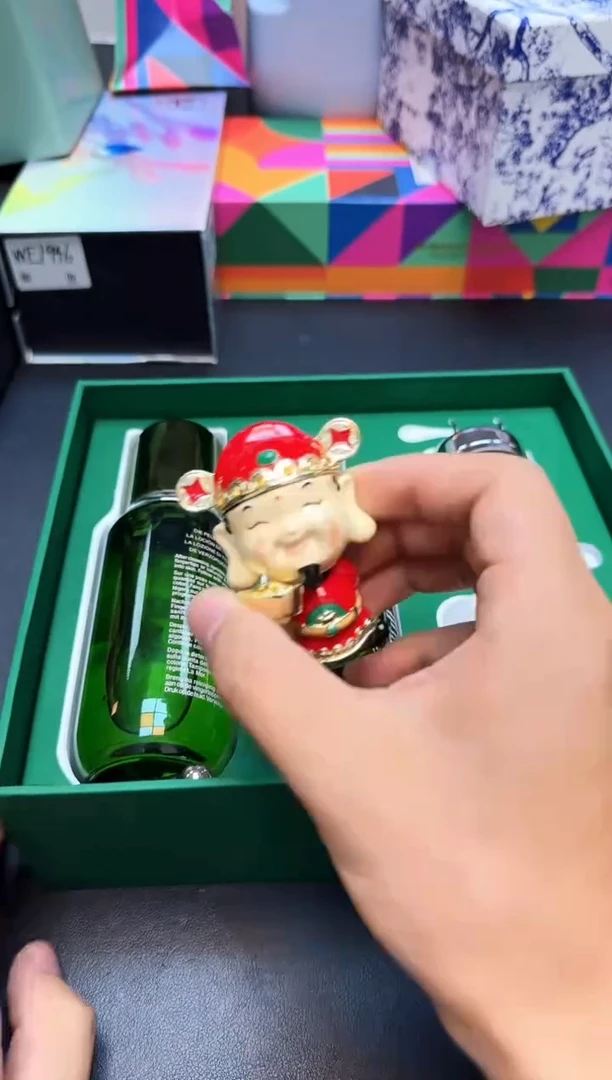 瓷片全新正品一件不留@@WR435