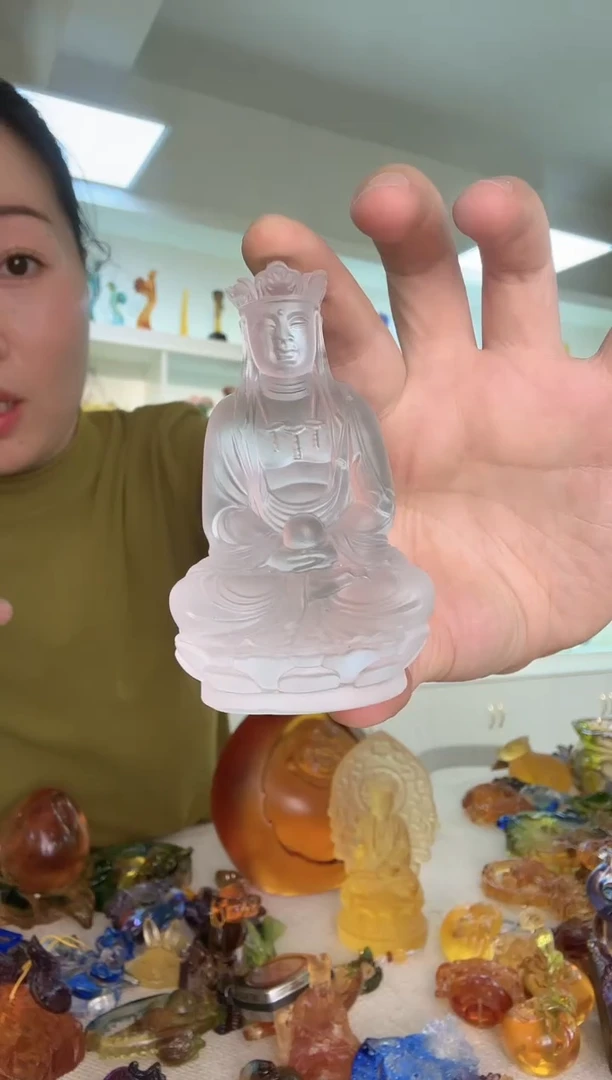 手工艺品琉璃地藏王