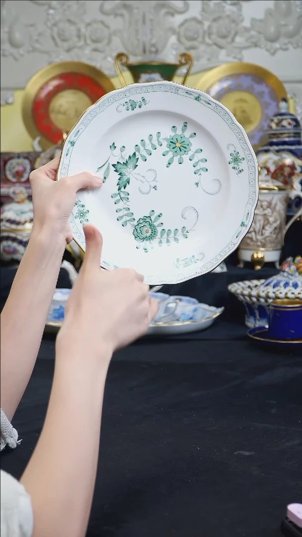骨瓷婷婷中古器物如图所示64