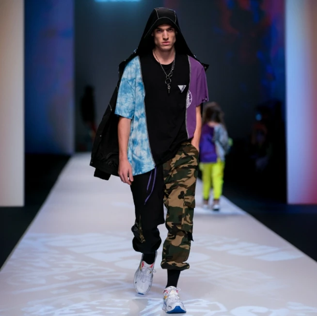 A1夏季潮流时尚短袖