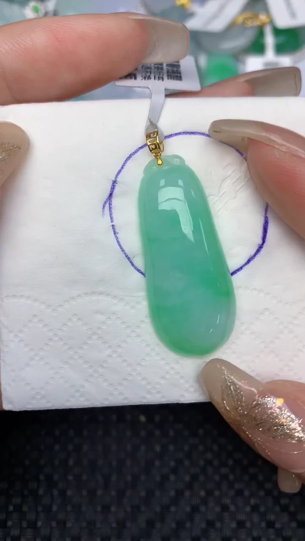 颈饰18K金镶嵌翡翠天然缅甸翡翠a货百元以上9元证书费自理