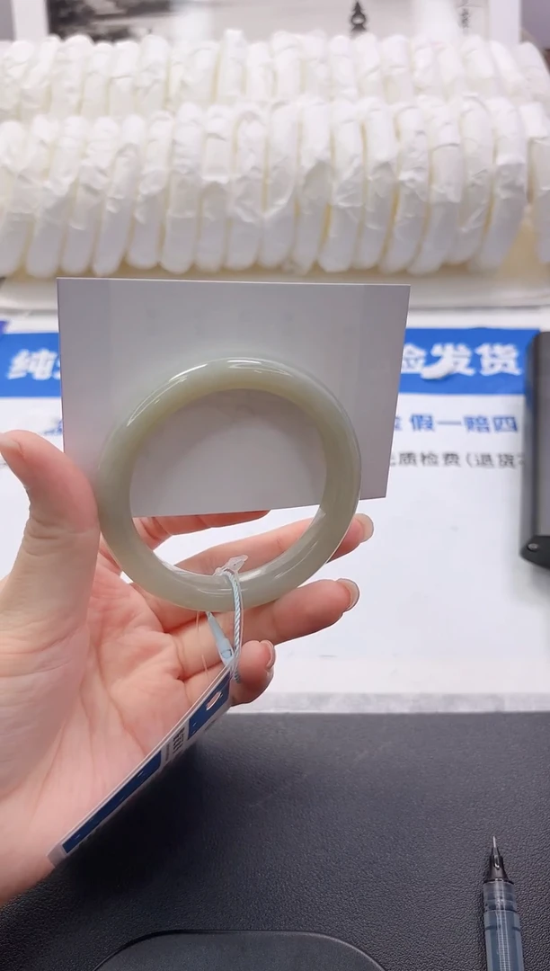 和田玉手镯未镶嵌328-54qq