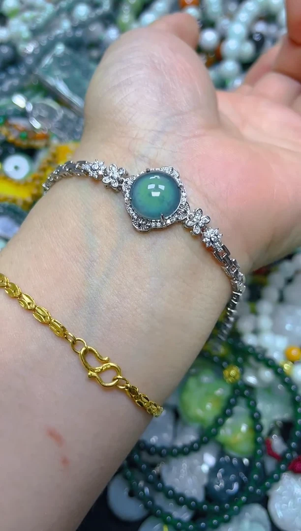 颈饰未镶嵌翡翠多样性择优发货