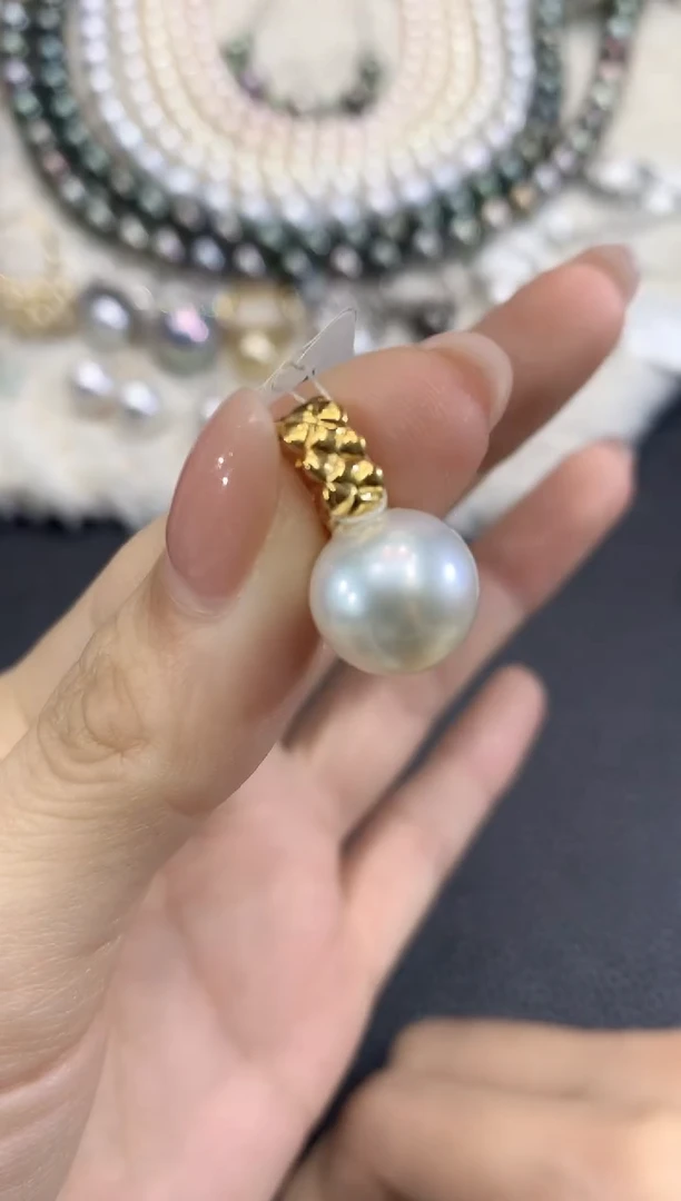 吊坠(不含链)18K金镶嵌海水珍珠A15