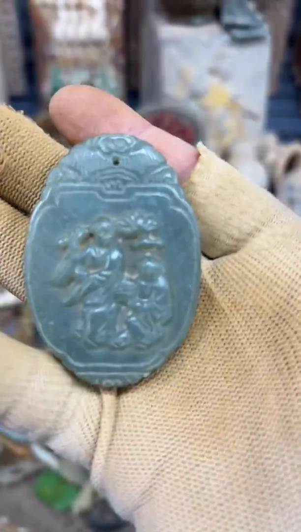 未镶嵌和田玉（糖玉）挂件1111