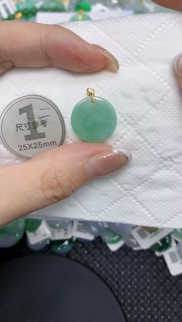 颈饰未镶嵌翡翠111111111