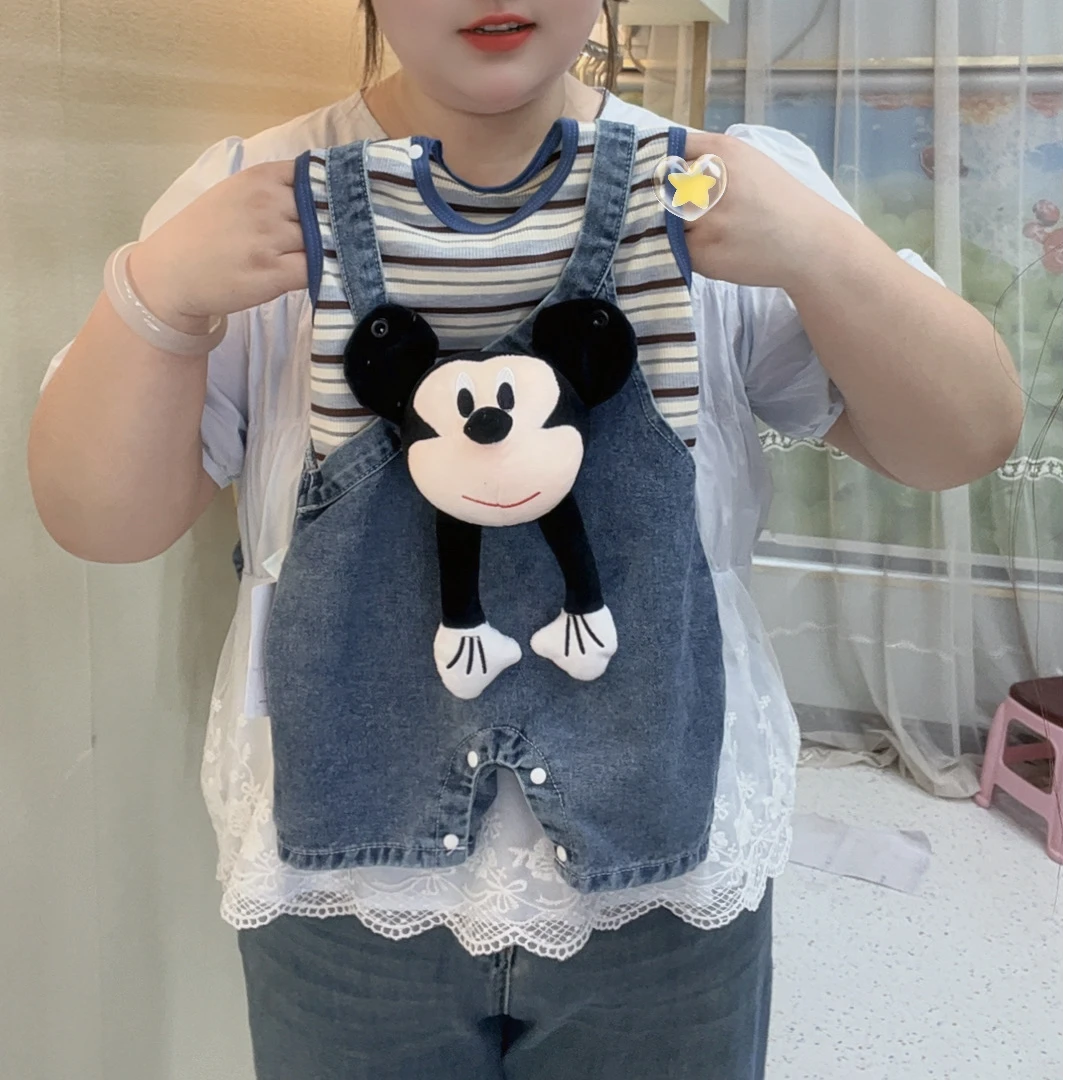 001-  夏装卡通米奇牛仔套装男女宝宝夏季外出游玩两件套背带