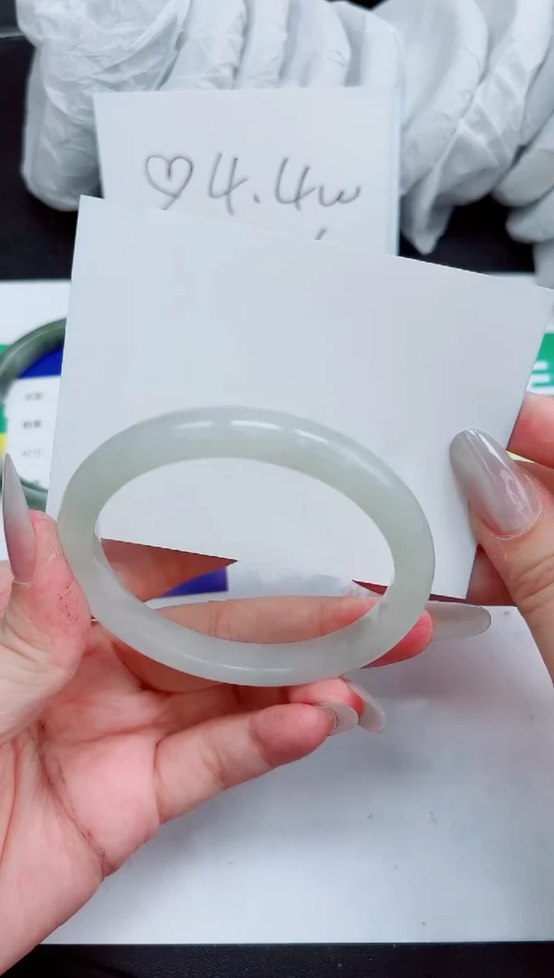 石英质玉手镯未镶嵌261-58.3