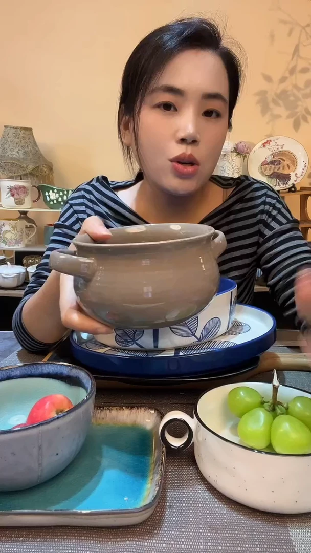 瓷片5英寸双耳碗 微瑕介意勿拍