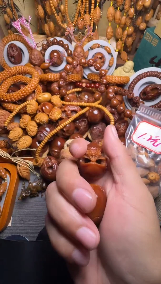 手串橄榄核骷髅一对
