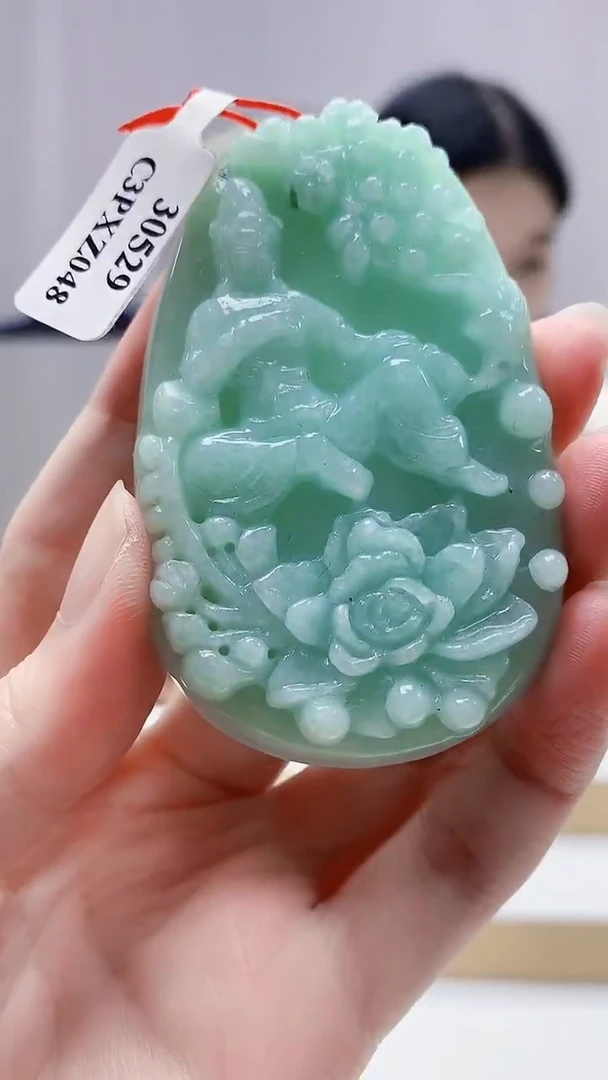 未镶嵌定制翡翠4812zm-毛货挂件观音65