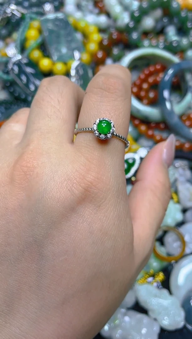 颈饰未镶嵌翡翠/K/翡翠A货，一件也是批发价