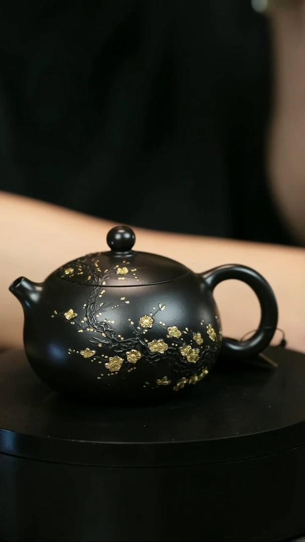 茶壶紫砂阿*。H2160陈春芬朱泥还原烧梅花大西施