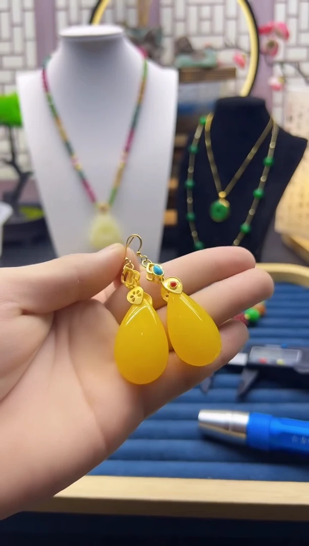 【闪购商品】蜜蜡耳饰14K金镶嵌E163