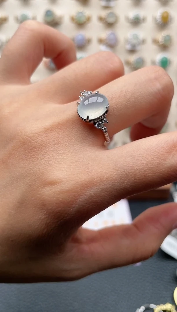 翡翠戒指银S925镶嵌1111