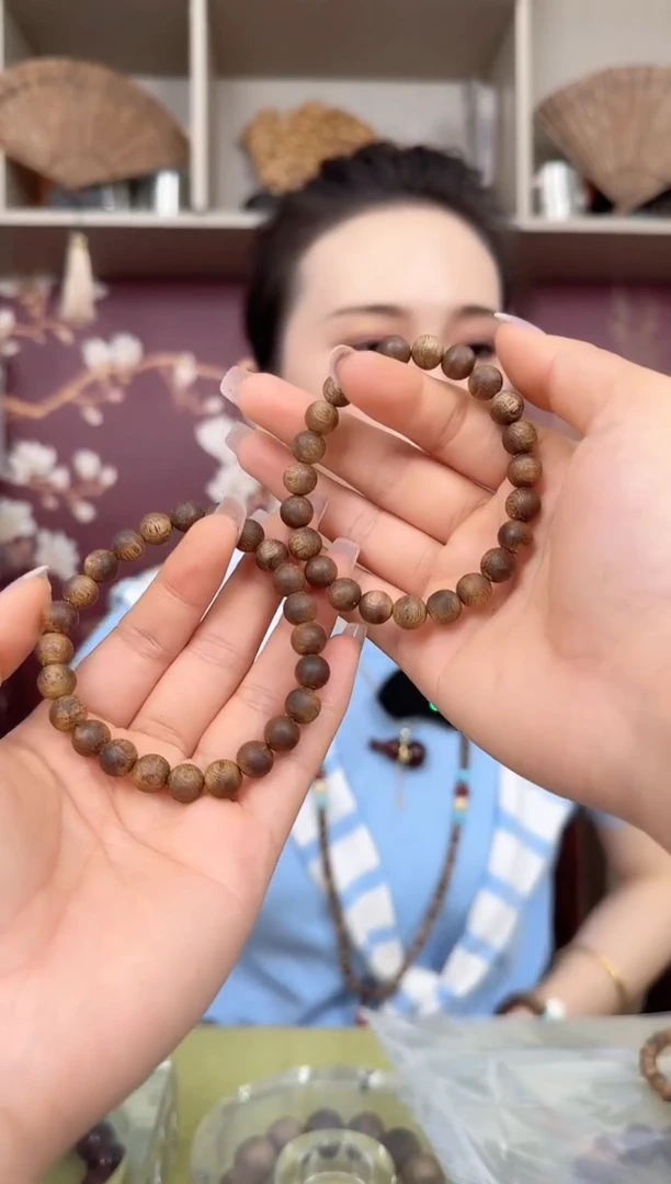 【闪购商品】沉香手串0.8圆珠单圈金丝黄油绿棋多样性发其一