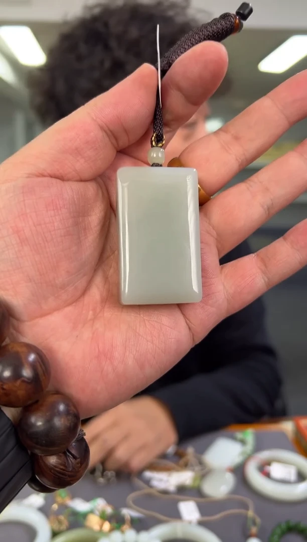 吊坠(不含链)未镶嵌和田玉r146-052