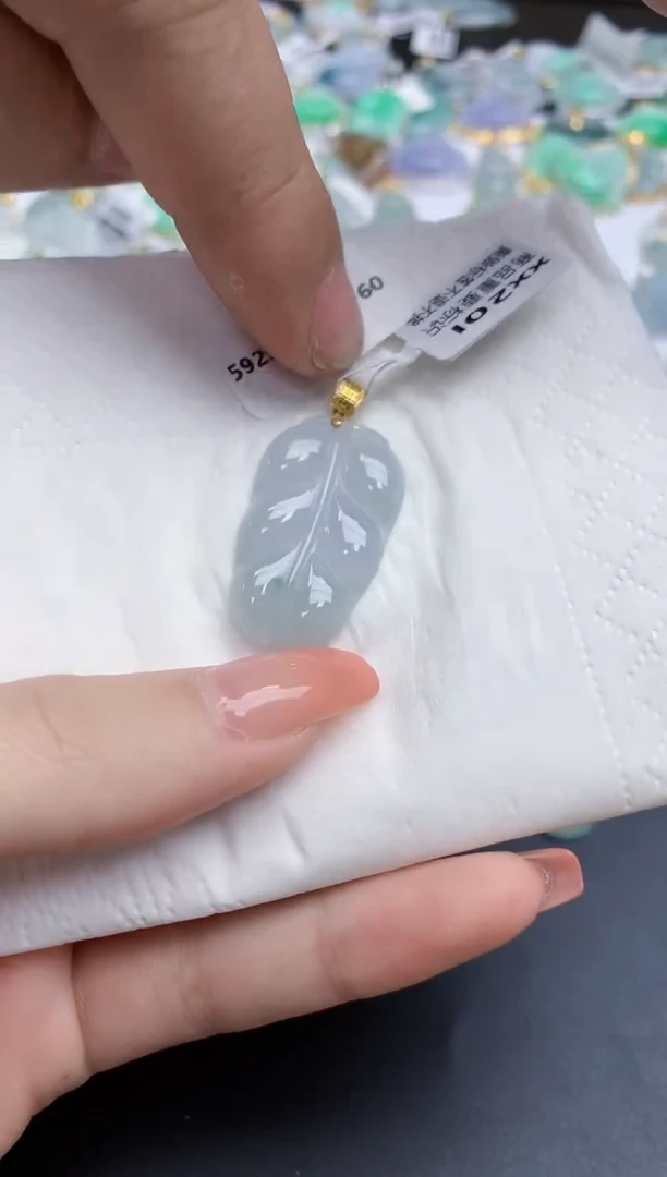 【闪购商品】翡翠颈饰18K金镶嵌天然缅甸翡翠A货