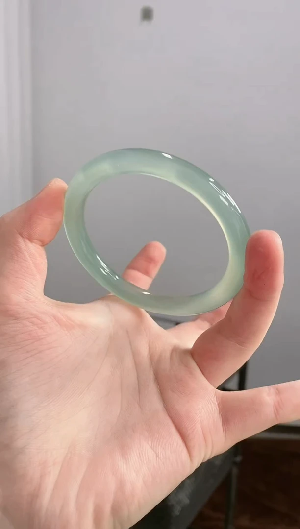 【闪购商品】玛瑙/玉髓手镯未镶嵌54圈卡8 圆条