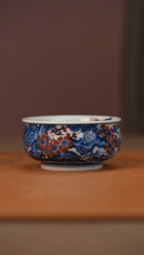 又见春风青花釉里红松竹梅矮炉式杯