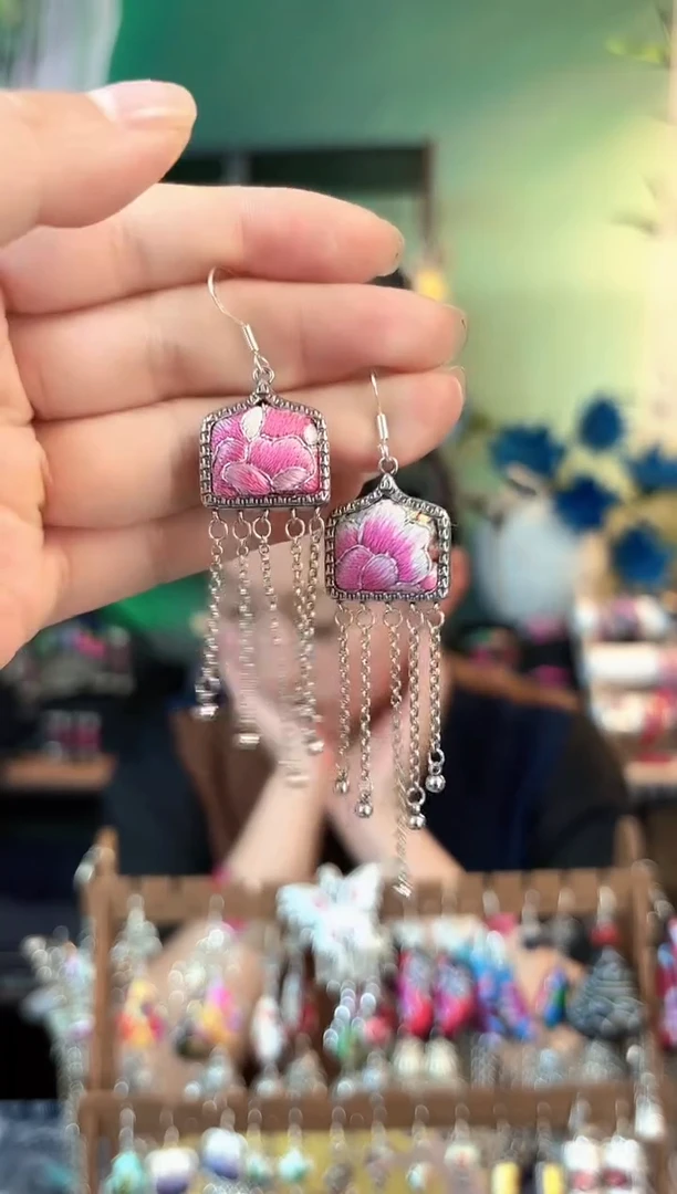 织绣彩云南阁非遗老绣548