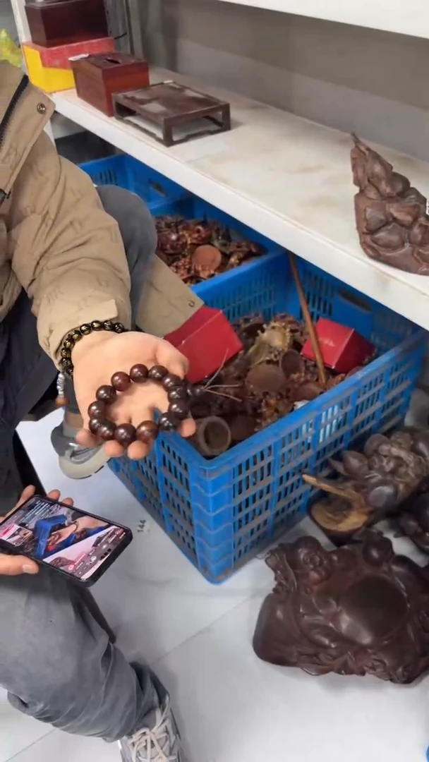 交趾黄檀（大红酸枝）工艺品888888888