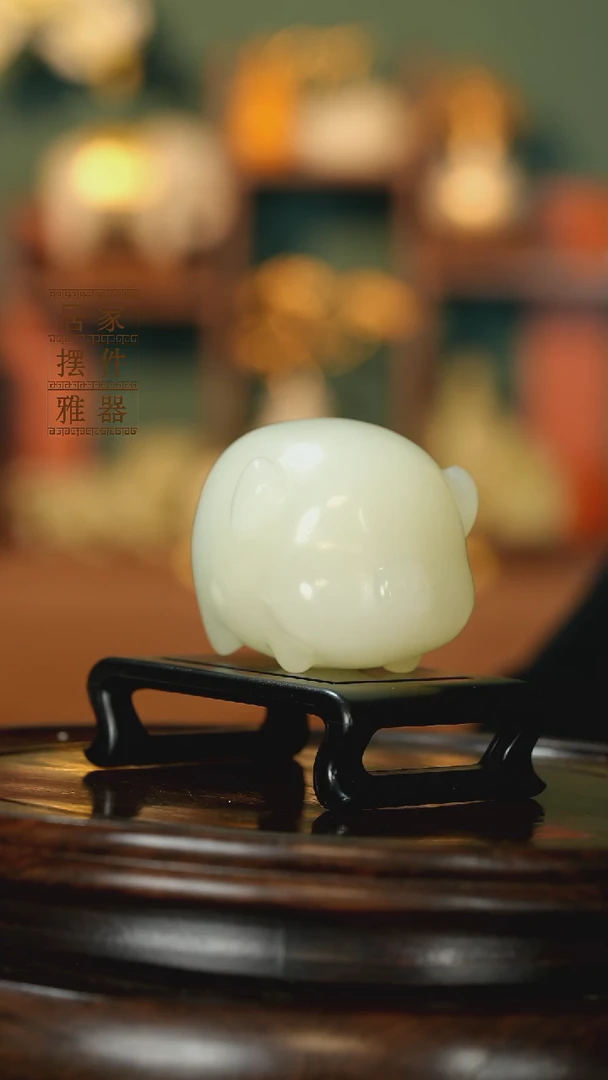 玉《纳福小猪》摆件