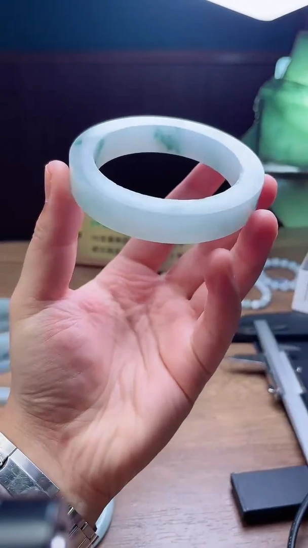 定制翡翠手镯未镶嵌娟*定制